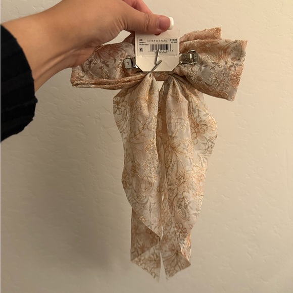 Altar'd State Cream and Gold Floral Hair Bow - Picture 3 of 4